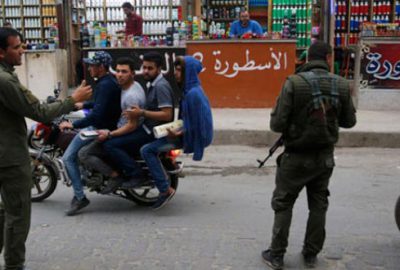 Münbiç’te skandal görüntüler! YPG’liler kimlik kontrolü yaptı