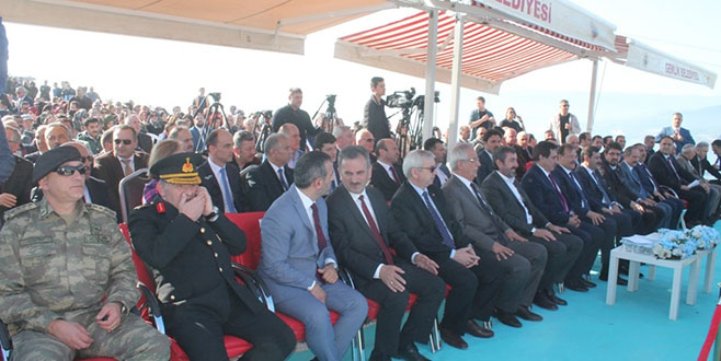 Çavuşoğlu: ‘Afrin’e adalet götürüyoruz’ Çavuşoğlu: ‘Afrin’e adalet götürüyoruz’