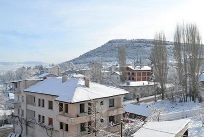 Dağ yöresi beyaza büründü