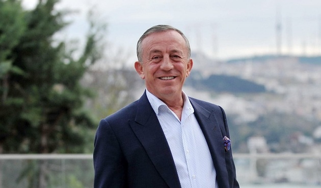 Hep genç sevgilileri ile gündem oluyordu! İşte Ağaoğlu’nun nikahlı karısı Hep genç sevgilileri ile gündem oluyordu! İşte Ağaoğlu’nun nikahlı karısı