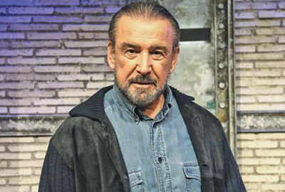 Tiyatro adı altında soytarılık yapılıyor