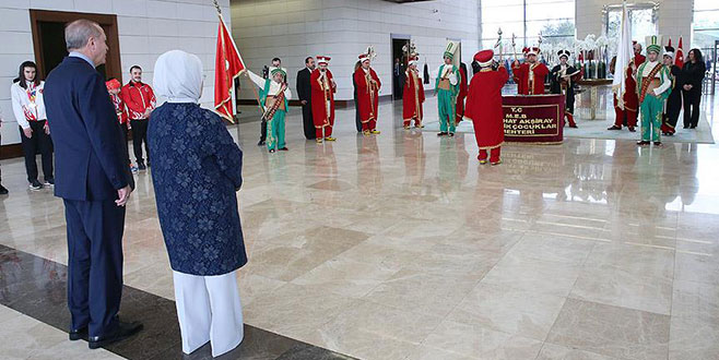 Cumhurbaşkanı Erdoğan’a ‘özel’ karşılama