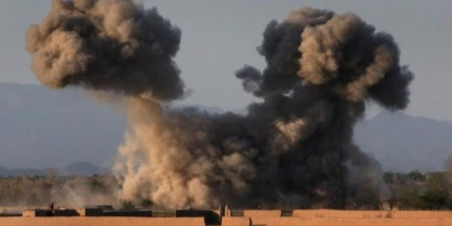 Medreseye hava saldırısı:100 ölü