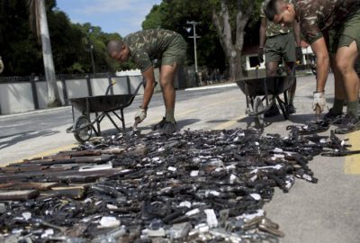 2 bin silah imha edildi