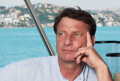 Kaya Çilingiroğlu: Ülkede baskı yok, isteyen bikini giyiyor