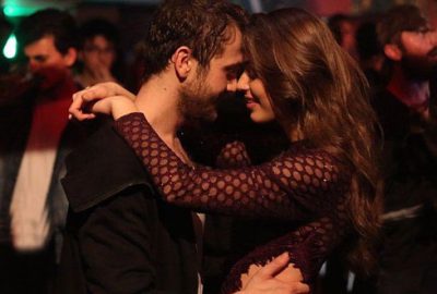 Çukur’un Sena’sı: Öpüşme sahnelerinde çok gerildim