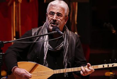 Ünlü sanatçı trafik kazası geçirdi