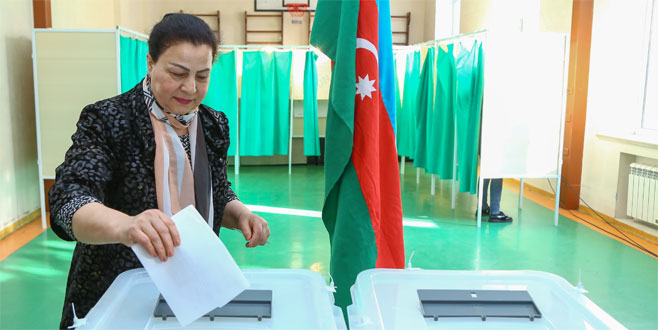 Azerbaycan cumhurbaşkanını seçiyor