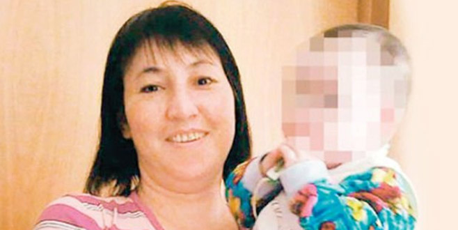 Akıl almaz olay! Bebeğini internetten satışa çıkardı