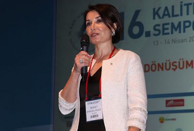 Dönüşmek zorundayız