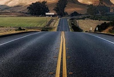 ‘Marş çalan’ yol kapatıldı