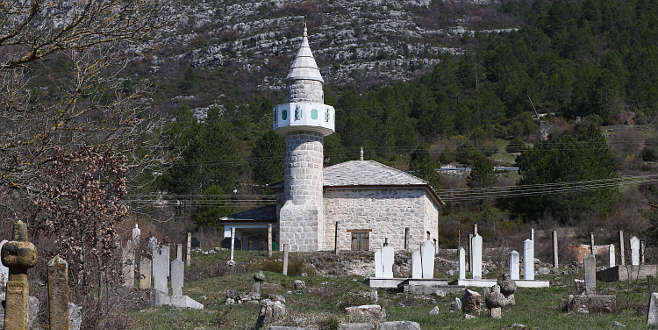 500 yıllık cami 6 kez küllerinden doğdu