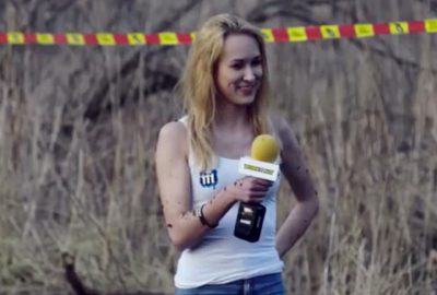 Güzel spiker, röportaj yaparken hayatının şokunu yaşadı