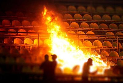 Bulgaristan’da derbi maçta bomba patladı