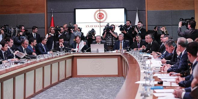 Anayasa Komisyonu ortak seçim önergesi için toplanıyor
