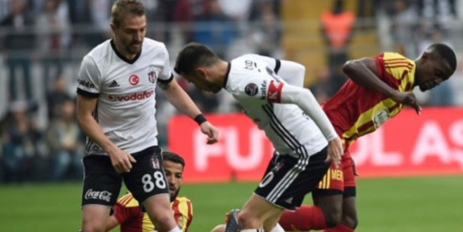 Beşiktaş’ta şok sakatlık!