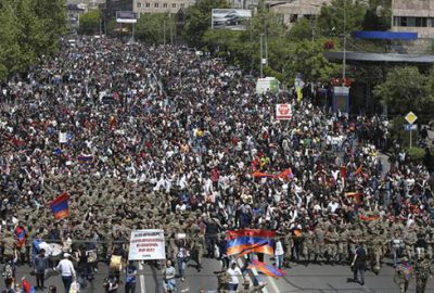 Kadife Devrim kazandı