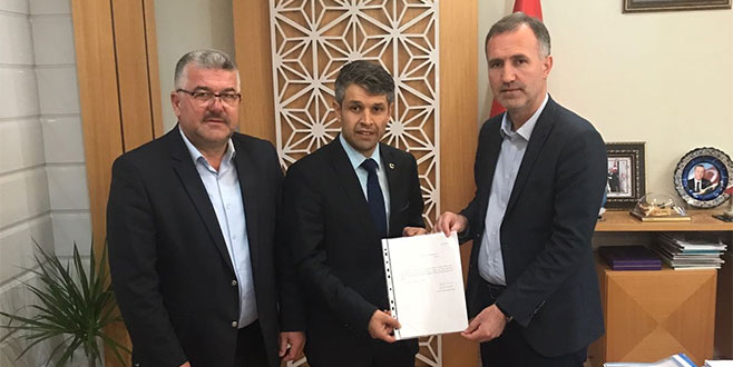 İnegöl’de vekillik için ilk istifa