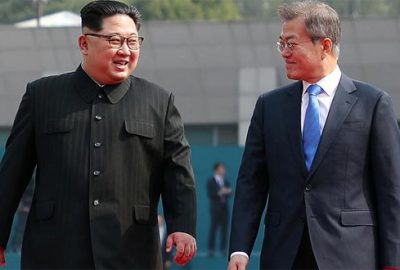 Tarihi zirve! Kuzey Kore ve Güney Kore liderleri bir araya geldi