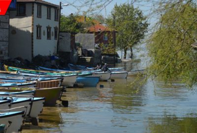 Sular yükseldi sandallar yollara çıktı