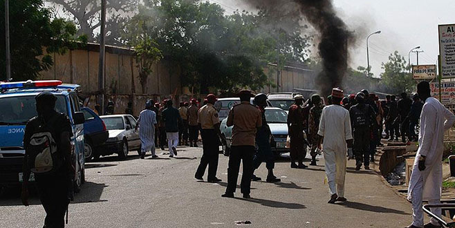 Nijerya’da camiye intihar saldırısı: Çok sayıda ölü var
