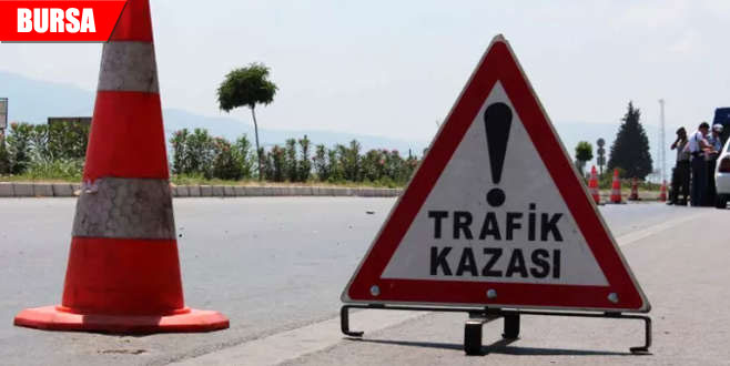 Motosikletle otomobil çarpıştı: 1 yaralı