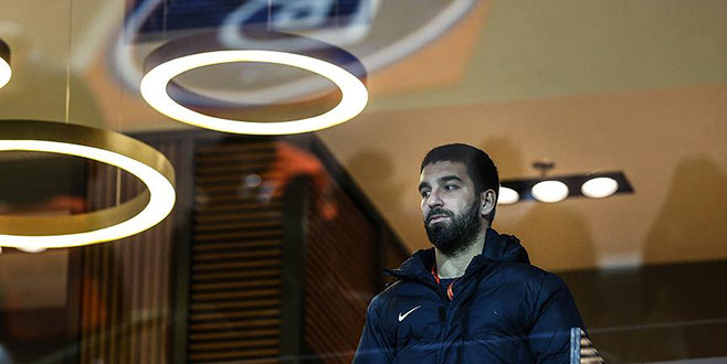 Arda Turan’dan Başakşehir’e kötü haber!