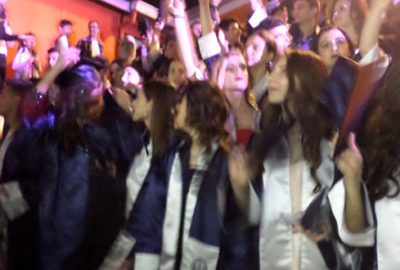 Mudanya’da lise öğrencilerinin mezuniyet heyecanı