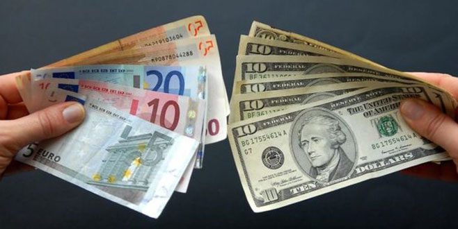 Dolar ve euro güne tarihi rekorlarla başladı