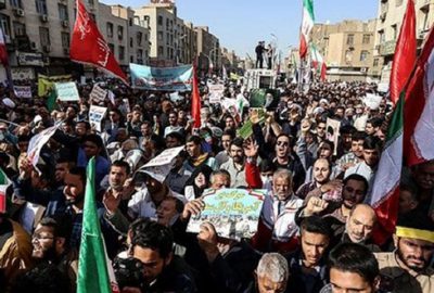 İran’da göstericilere ateş açıldı: 3 ölü