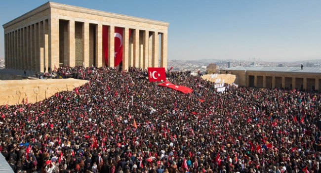 Anıtkabir’de 19 Mayıs Anıtkabir’de 19 Mayıs