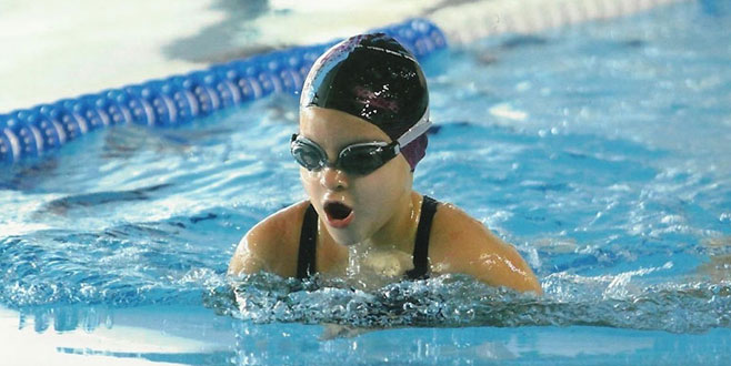 Astımlı çocuklara yüzme önerisi Astımlı çocuklara yüzme önerisi