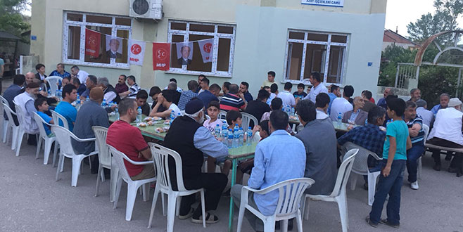 Gemlik MHP’den iftar programı Gemlik MHP’den iftar programı