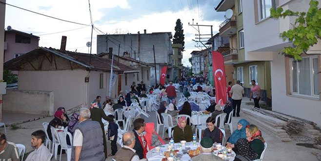 İznik’te mahalle iftarları bir başka
