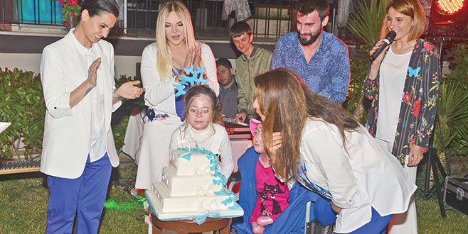 Her şey kelebek çocuklar için