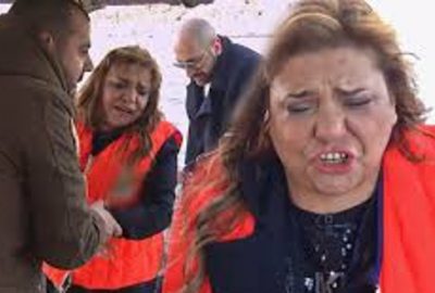 Ünlü şarkıcının zor anları! Gözyaşlarına hakim olamadı