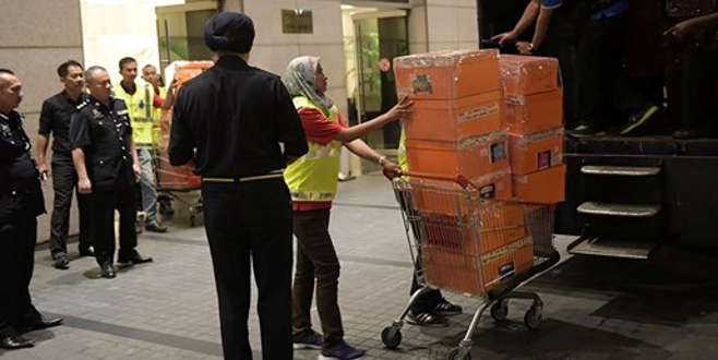 Eski başbakanın evlerinden 28,6 milyon dolar çıktı