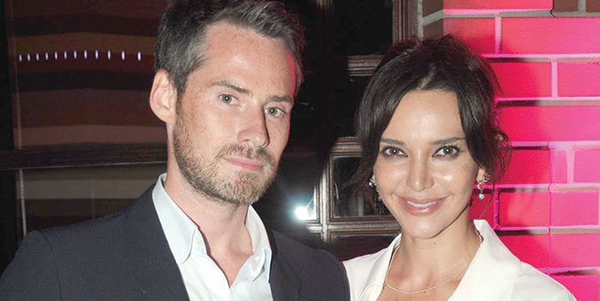 Boşandığı eşiyle tatile çıkacak