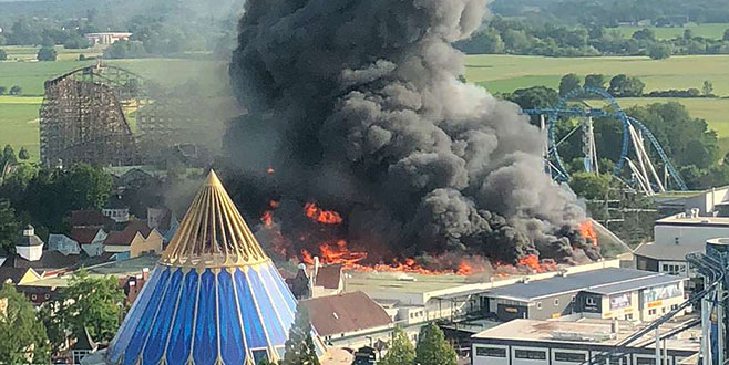 Eğlence parkında korkutan yangın