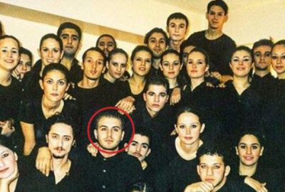 Bu fotoğraftan bir kişi eksildi!