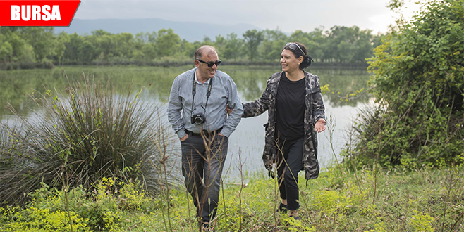 Longoz ormanlarından komutan geçti