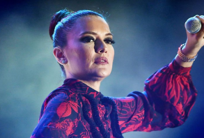 ‘Şehitler için sokaklara dökülmüyorsunuz ama bir konser olsa koşa koşa gidersiniz’