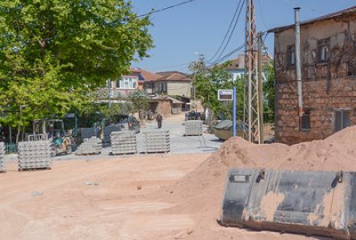 Karacabey’in kırsal mahallelerinde çalışmalar sürüyor