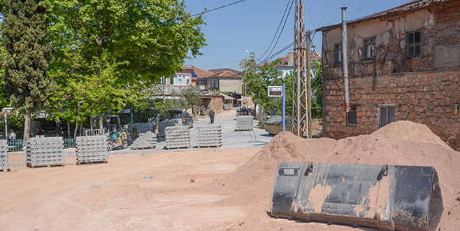 Karacabey’in kırsal mahallelerinde çalışmalar sürüyor