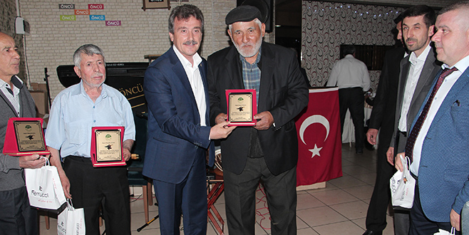 Yenişehir’de esnafa teşekkür plaketi