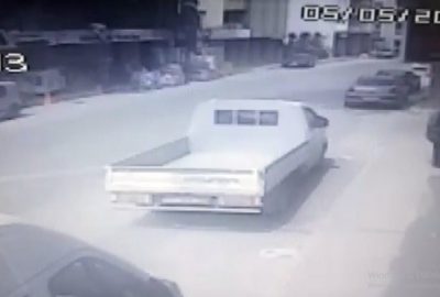 İşçinin inşaattan düşmesi kamerada