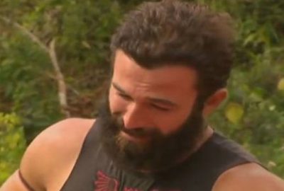 Turabi gözyaşlarını tutamadı