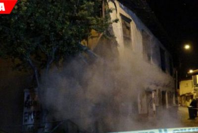 64 yıllık bina yağmura dayanamadı