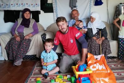 Ormanda geceleyen minik Ali’ye ‘bayramlık’ sürprizi