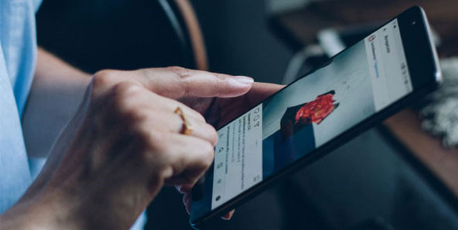 Telefonunuzda varsa hemen silin! Şarjınızı yiyip bitiriyor Telefonunuzda varsa hemen silin! Şarjınızı yiyip bitiriyor